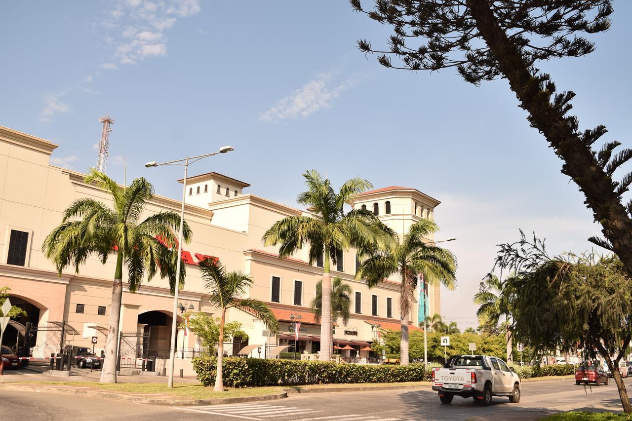 Alojamiento Castelnouvo, Entre Rios, Guayaquil, Ecuador Екстер'єр фото
